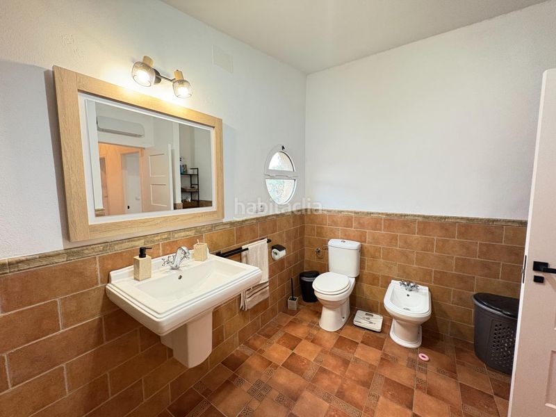 Foto 8d28bbc2-ef06-4a21-ac52-19d78c69075c. Masia amb aparcament a Castalla