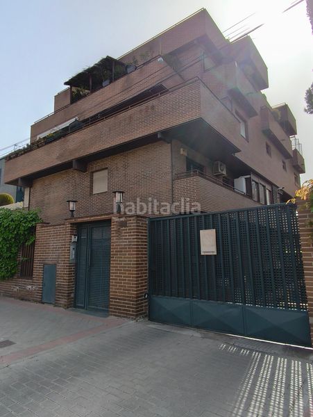 Foto 34146784-dd5b-4634-9e17-3bfe2db2350c. Estudi amb calefacció aparcament piscina a Colina Madrid