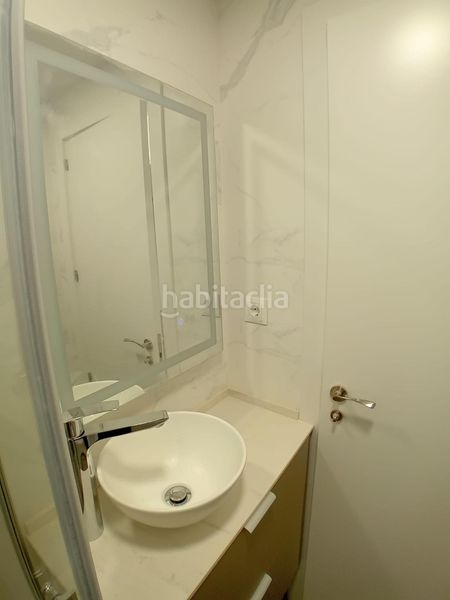Foto cf3a4762-cd86-497b-a082-41172e65e38e. Pis amb calefacció a Valdeacederas Madrid