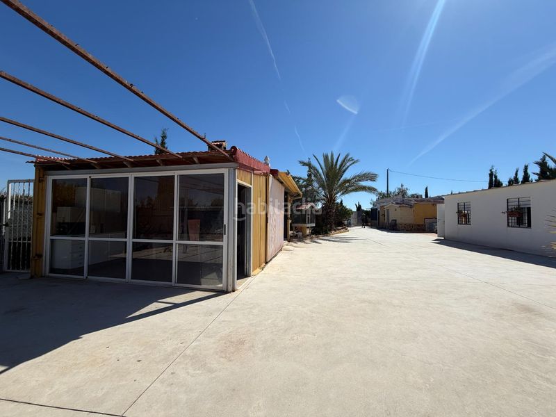 Foto 5b8516be-03fc-4469-aca1-c08cb3dcebcc. Casa amb calefacció piscina a La Marina Elche / Elx