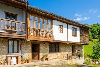 Casa adossada a Lugar la casorra 5. Casa 45000 2 habitaciones 2 bañoslaviana