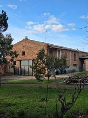Capannone industriale in Calle maza-tc 9. Nave industrial en una parcela de 3742 metros cuadrados con vivi