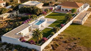 Chalet in Calle peri-0tr-01/761 12. Cortijo bahía  tu refugio de tradición y diseño sobre un oasis d