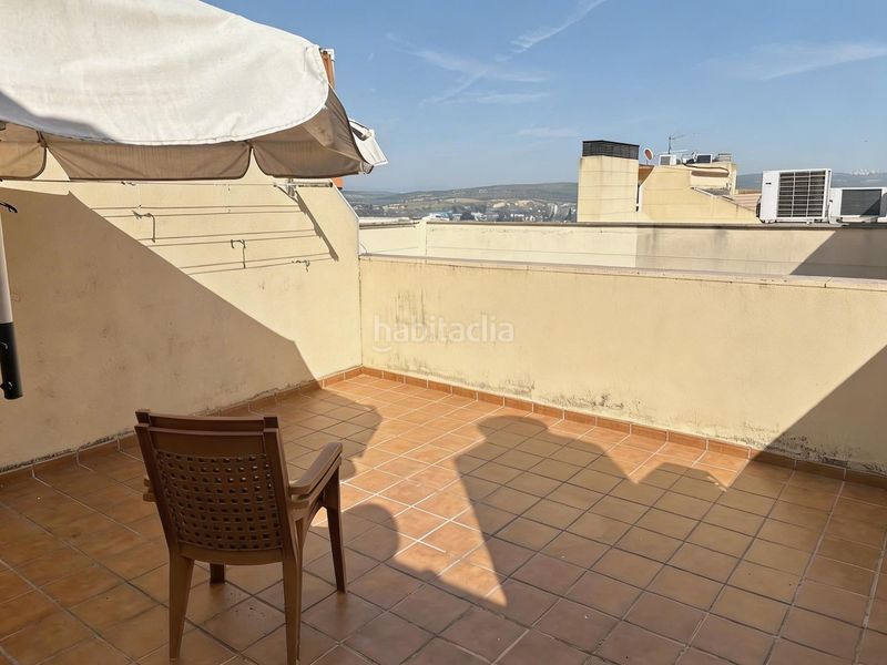 Foto 3f5fb903-c267-4176-8766-cdd9b099e3ec. Casa amb calefacció aparcament a Mengíbar