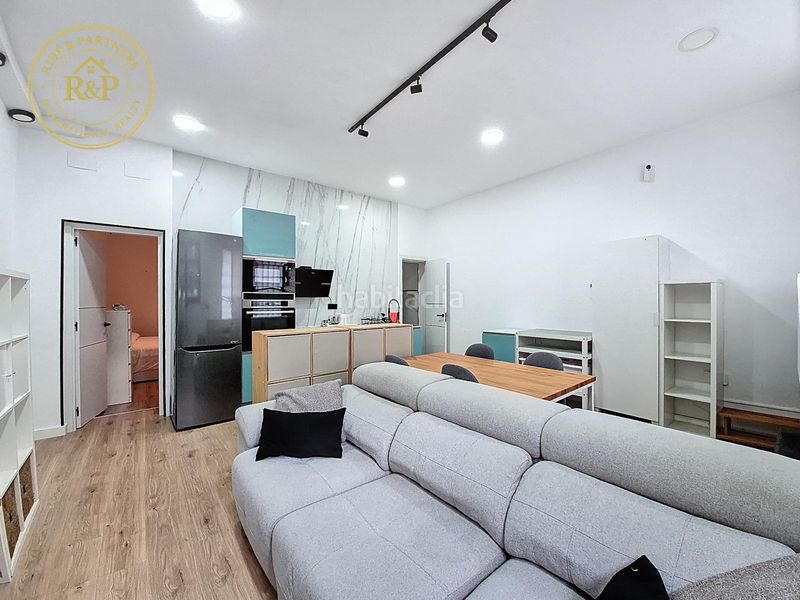 Foto 38f83a0d-99ec-4960-a173-cb7db742b4c3. Pis a La Font d´en Fargues Barcelona