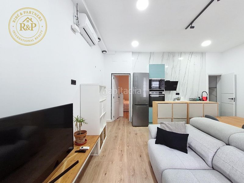 Foto b660db20-1423-44c4-9340-2ee640bfbc28. Pis a La Font d´en Fargues Barcelona