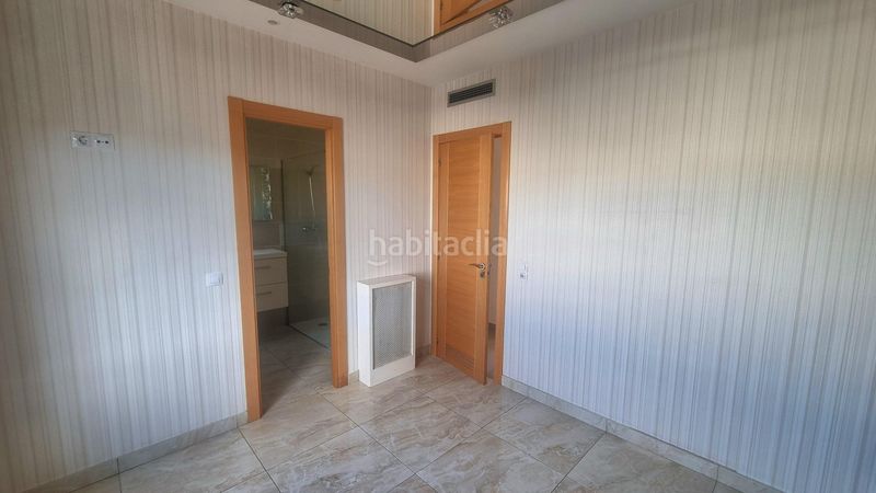 Foto f249b937-f7ae-4deb-9c03-35221799a979. Haus mit heizung in Fornells de la Selva