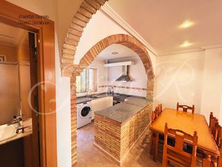 Casa adossada  Calle porches. Magnifico triplex adosado con 4 habitaciones y acogedora buhardi