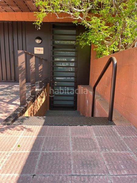 Foto dd92b05f-1fa0-42fd-b0bc-489f3b39e157. Casa adossada amb calefacció aparcament piscina a Madrid