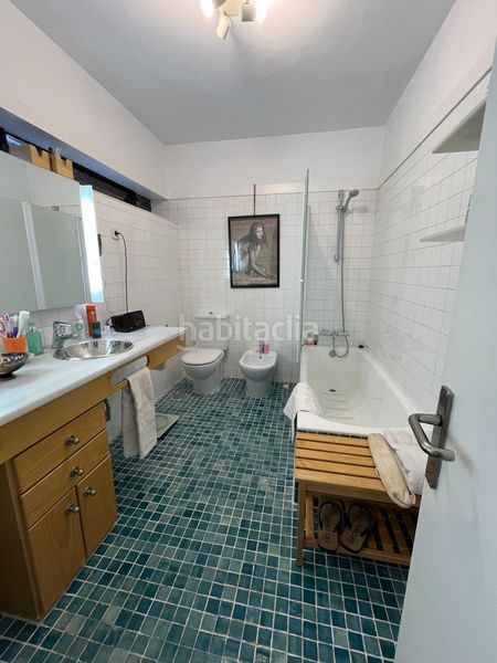 Foto eb308d9b-d2e8-49f7-b144-e903549e2b3d. Casa adossada amb calefacció aparcament piscina a Madrid