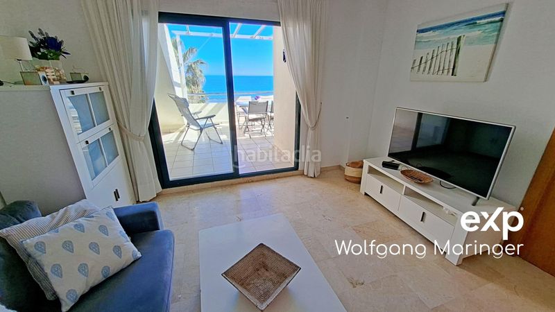 Foto 44a40db3-f58a-4fbf-8890-668801a5ff03. Àtic amb calefacció aparcament piscina a Oliva nova Oliva