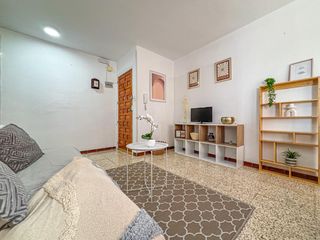 Apartament  Avenida avenida vicente blasco ibáñez. Primera línea, a 20 metros del mar en playa en playa lisa