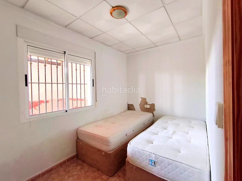 Foto 0e079e2f-34cc-4c05-985b-718f9172c9ee. Casa amb aparcament a Las Bayas Elche / Elx