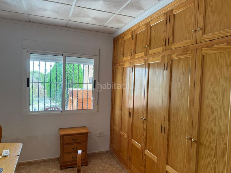 Foto 756f52aa-10c6-48b8-b74f-7e697fb81134. Casa amb aparcament a Las Bayas Elche / Elx