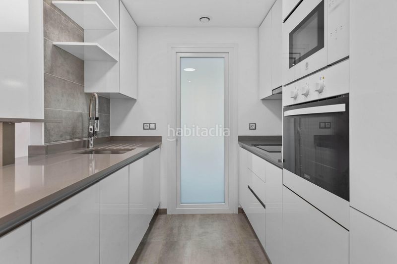 Foto 4dac9442-0b54-4e48-95bd-c163dea78a3a. Apartament amb aparcament piscina a Los Arenales del Sol Elche / Elx