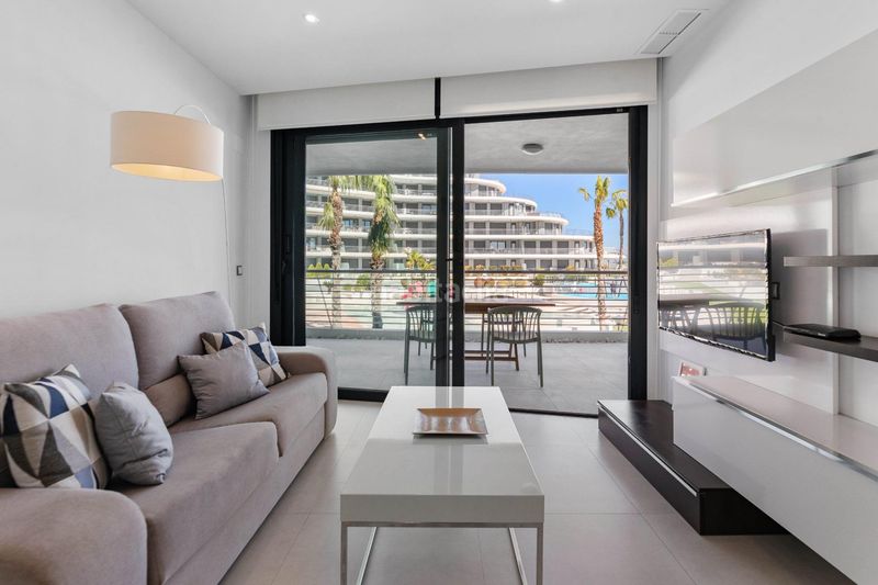 Foto 75c37d3a-9feb-4d6b-8160-5d18fc515749. Apartament amb aparcament piscina a Los Arenales del Sol Elche / Elx