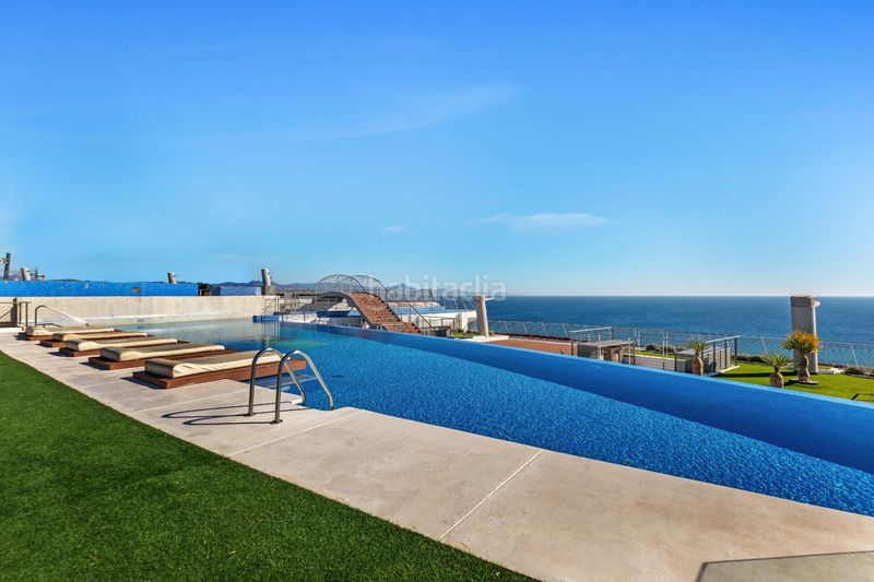 Foto b59dc5ce-34b4-438d-bd98-c04eef9d410f. Apartament amb aparcament piscina a Los Arenales del Sol Elche / Elx