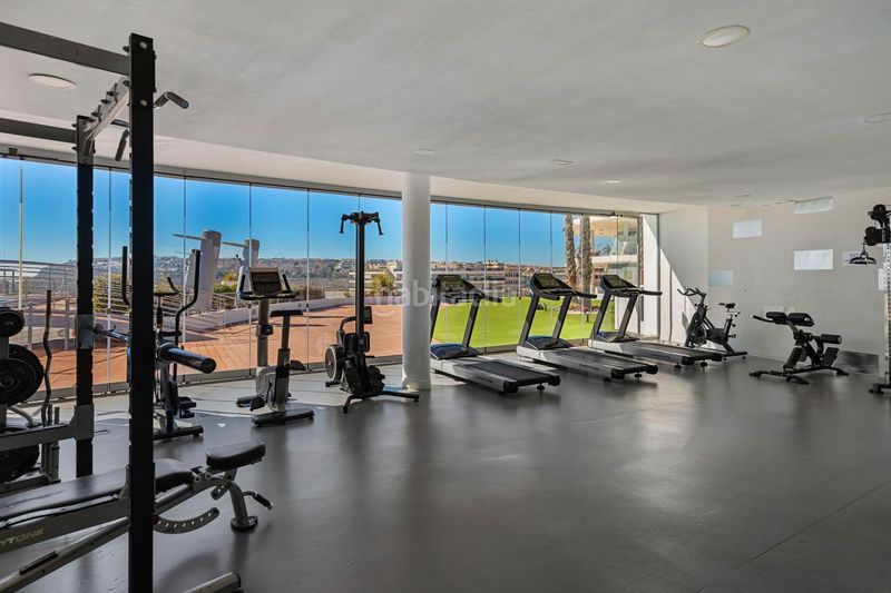 Foto c2743663-fb79-44ef-a957-cc06e94b7c1e. Apartament amb aparcament piscina a Los Arenales del Sol Elche / Elx