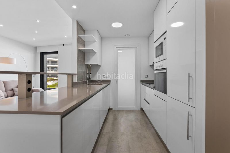 Foto e99cd5bf-d579-4ae3-be24-f0a19d21b013. Apartament amb aparcament piscina a Los Arenales del Sol Elche / Elx