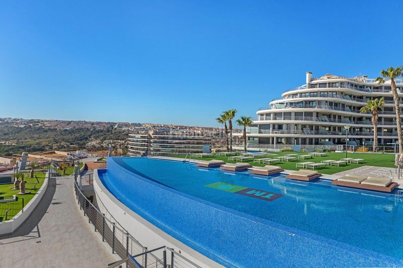 Foto f75fbbf0-e9cc-41dc-83f4-3d089bbd3b0f. Apartament amb aparcament piscina a Los Arenales del Sol Elche / Elx