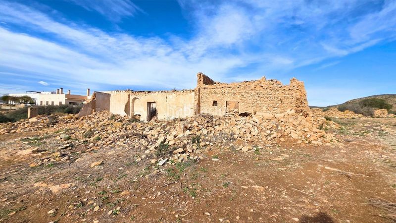 Foto 4edfafcd-d8e8-4f44-814d-9ee15133cc43. Masia a Las Negras Níjar