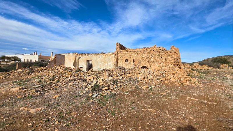 Foto 5517c39c-7091-4359-bd29-da07846c1d66. Masia a Las Negras Níjar