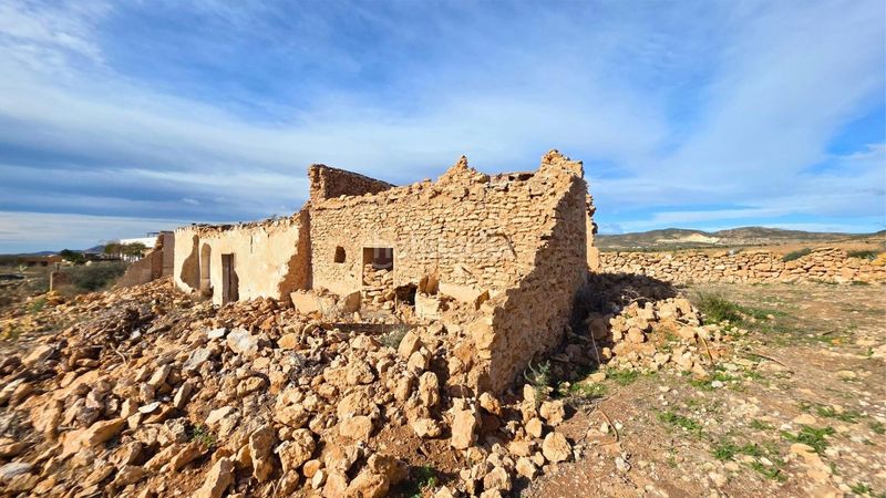 Foto 62d7d7c7-c5f4-410c-b3f3-f7c844fae65c. Masia a Las Negras Níjar