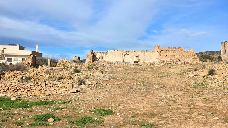 Foto 7481df92-ffcb-432e-aa60-69b44de33863. Masia a Las Negras Níjar