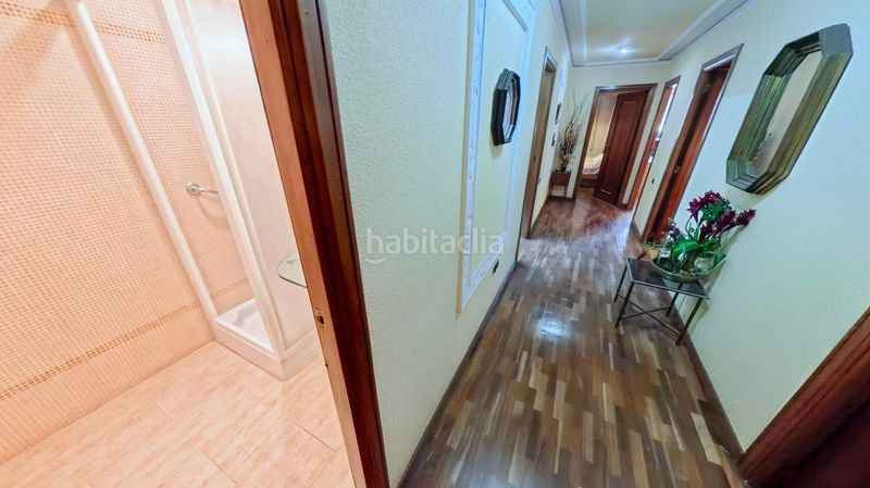 Foto ab5e2944-45ad-47c1-a366-32206cca0ae8. Pis a Xàtiva