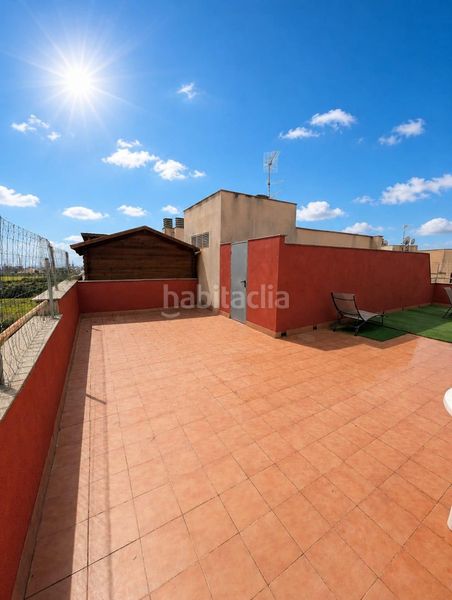 Foto b9b1e64b-6b4d-4f1a-99eb-d5e99d2442b4. Dúplex amb calefacció aparcament a Vila-seca poble Vila-seca