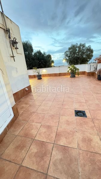 Foto af19a170-14aa-42f9-aeec-65096cdddf35. Casa adossada amb aparcament a Almoradí