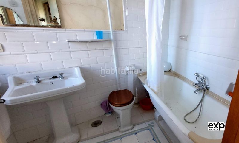 Foto ff04a334-0cfb-4b96-b860-98561a60f6ea. Casa amb calefacció aparcament a Ribadeo