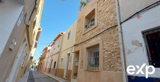Maison jumelée  Carrer l'angel_de. Casa familiar histórica modernizada en el corazón de pedreguer