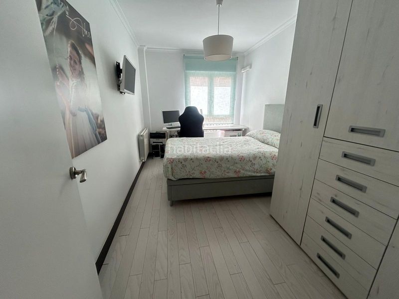 Foto aa555fda-c1ab-4ee5-aa65-4c8a054c36d8. Apartament a calle iberia 33 a Yecla