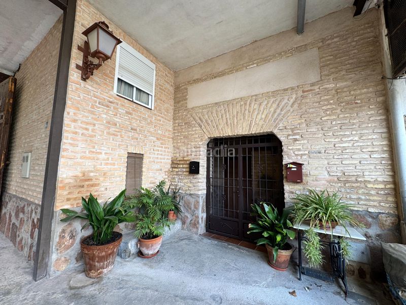 Foto d143e182-05f4-4478-960a-6d3771c2b52d. Casa amb calefacció aparcament a Nambroca