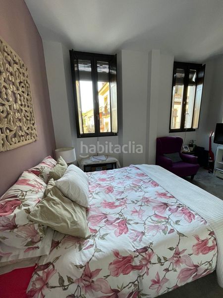 Foto 0c9fdea9-5fb2-4926-ae58-66dc7235c1bd. Edificio en pescaderia 22 edificio en venta cerca de la catedral. en Granada