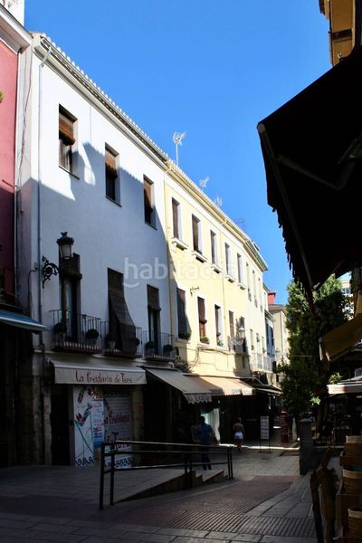 Foto 10ec01d2-d222-471f-9d4f-9779444c1035. Edifici a pescaderia 22 a Centro - Sagrario Granada