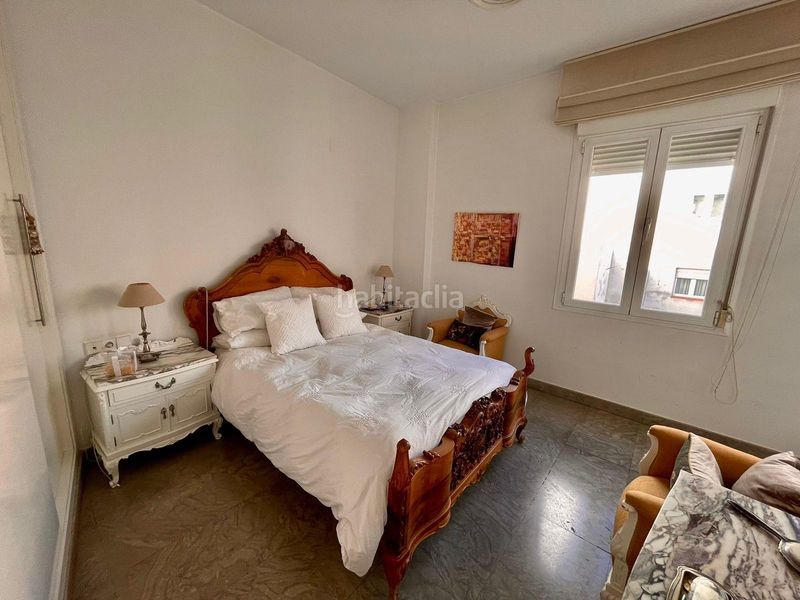 Foto 4f88fd02-37af-44c9-ba96-becc5ffab323. Edificio en pescaderia 22 edificio en venta cerca de la catedral. en Granada