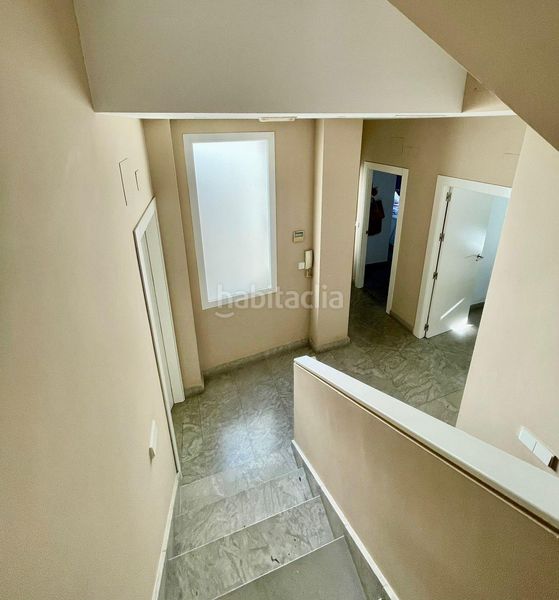 Foto 729b9a2d-8fe1-4246-ab34-08e2e8fd7cc0. Edificio en pescaderia 22 edificio en venta cerca de la catedral. en Granada