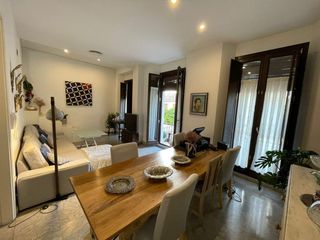 Edificio in Pescaderia 22. Edificio en venta cerca de la catedral.