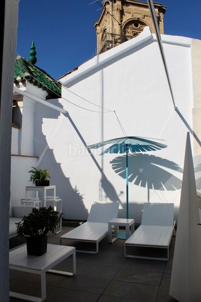 Foto b06095fe-4eed-43fd-8b53-245b75f8e409. Edificio en pescaderia 22 edificio en venta cerca de la catedral. en Granada