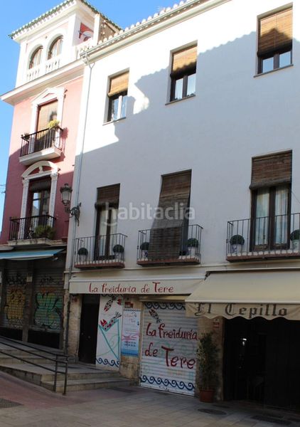 Foto e11c1ffb-e054-4f17-af05-1be16590fc7f. Edificio en pescaderia 22 edificio en venta cerca de la catedral. en Granada