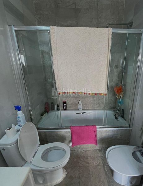 Foto e5415689-9239-4ed4-96cb-e288a087e8f9. Edificio en pescaderia 22 edificio en venta cerca de la catedral. en Granada