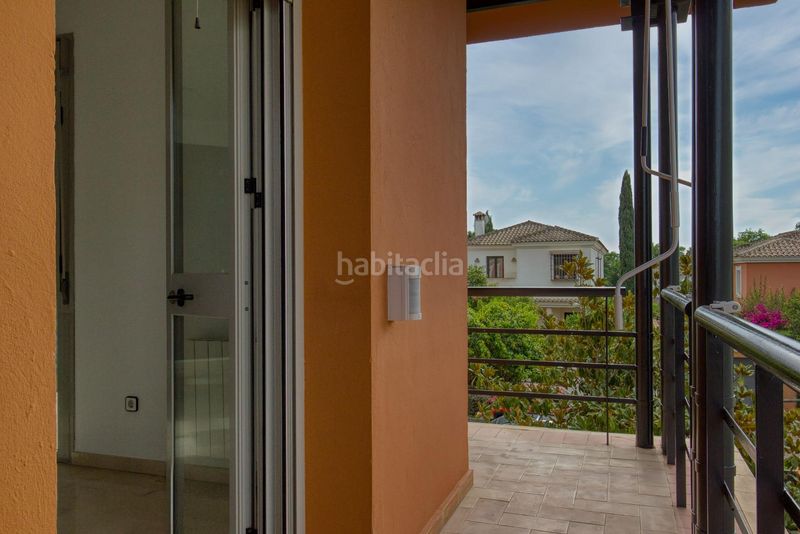 Foto 1345746c-2a30-4e0c-b639-3753783ec98d. Xalet amb aparcament a El Zaudín - Club de Golf Bormujos