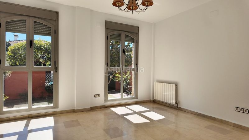 Foto 1d7cf377-fde1-48e8-9a9c-674cacacea9d. Xalet amb aparcament a El Zaudín - Club de Golf Bormujos