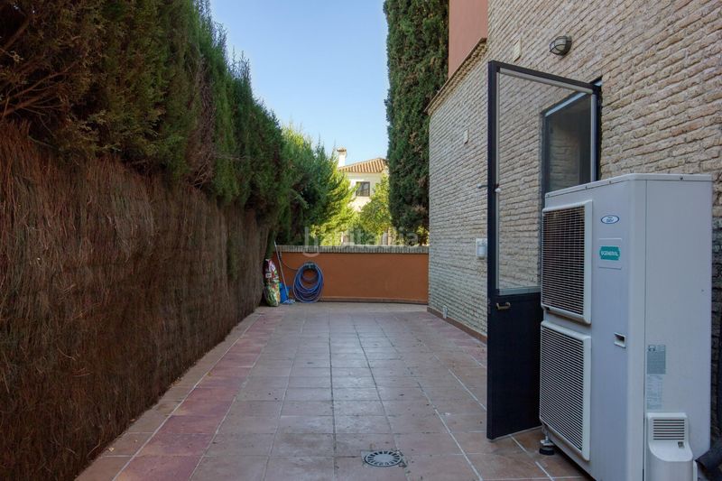 Foto 22391f72-65c0-41a8-b21e-d63d72fffab8. Xalet amb aparcament a El Zaudín - Club de Golf Bormujos