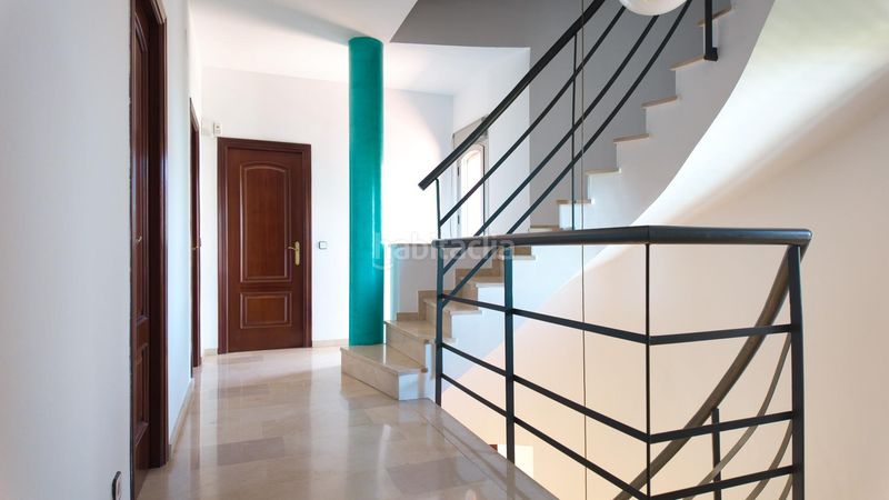 Foto 36d92ec1-623f-4181-b16b-3ea23ddfec7c. Xalet amb aparcament a El Zaudín - Club de Golf Bormujos