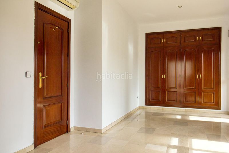 Foto 53b6bf22-edf2-4733-800f-ca7fea7881d7. Xalet amb aparcament a El Zaudín - Club de Golf Bormujos