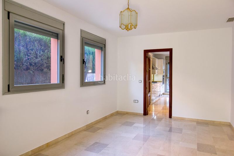 Foto 795a6e95-4982-4a84-a1fa-f84551df1c66. Xalet amb aparcament a El Zaudín - Club de Golf Bormujos