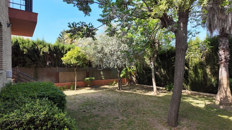 Foto c79b9757-a9ef-4350-a46c-930fbdb0b34e. Xalet amb aparcament a El Zaudín - Club de Golf Bormujos